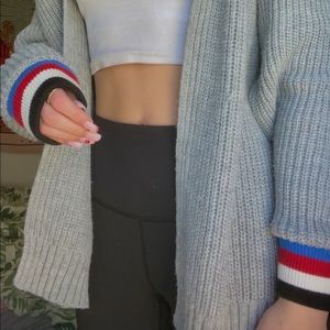 Loose fitting wool non itchy cardigan with colored wrists